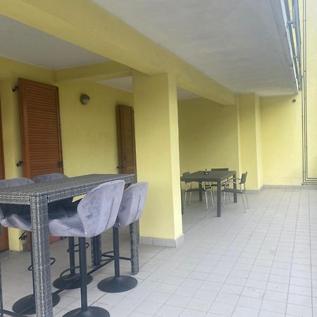 Residenza Segrate Centro Segrate Aparthotel Exterior photo